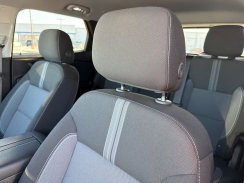 Used 2025 Chevrolet Blazer LT image 22