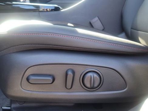 New 2026 Chevrolet Trax RS w/ Driver Confidence Package image 28