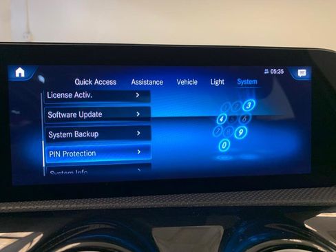 Used 2022 Mercedes-Benz A 220 4MATIC image 41