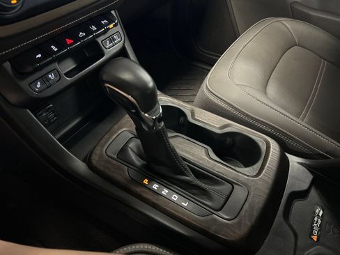 Used 2022 GMC Canyon Denali AWD/4WD image 27