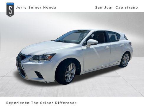Used 2017 Lexus CT 200h FWD image 1