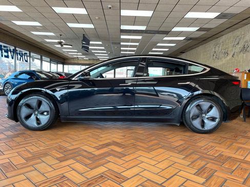Used 2019 Tesla Model 3 Long Range image 5