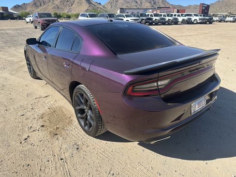 Used 2020 Dodge Charger SXT w/ Blacktop Package RWD image 3