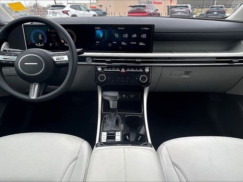 Used 2025 Hyundai Tucson SEL image 15