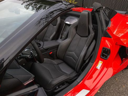 Used 2024 Chevrolet Corvette Stingray Preferred Conv w/ Z51 Performance Package image 51