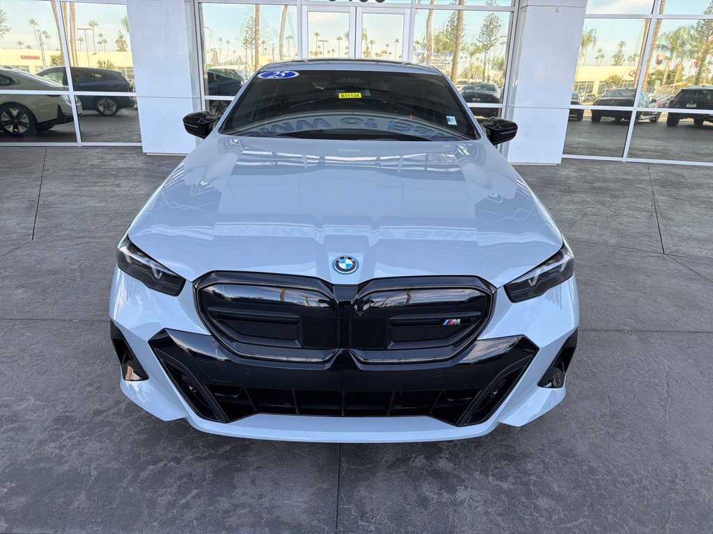 Used 2025 BMW i5 M60 w/ Premium Package AWD/4WD image 2