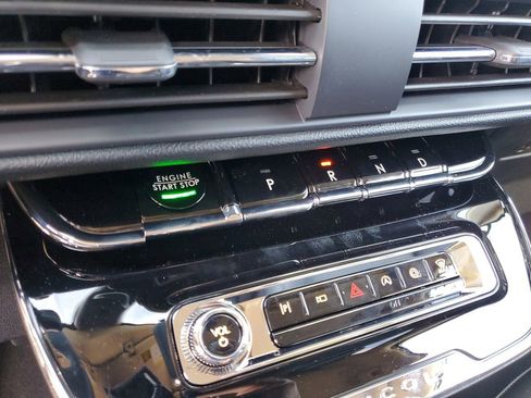 New 2026 Lincoln Corsair Premiere FWD image 29