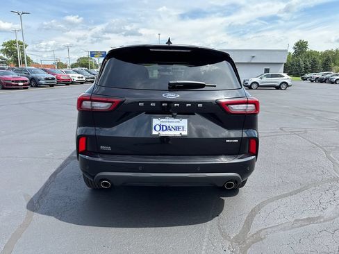 Used 2023 Ford Escape ST-Line w/ Tech Pack #1 AWD/4WD image 6