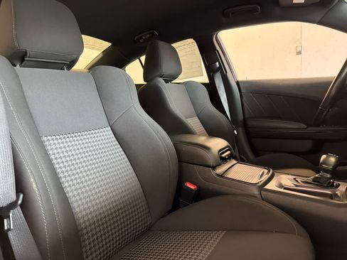 Used 2021 Dodge Charger R/T w/ Blacktop Package image 25