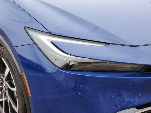 Used 2025 Toyota Prius Plug-In Hybrid image 10