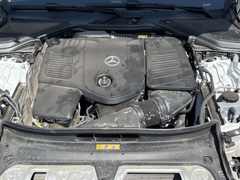Used 2025 Mercedes-Benz E 350 4MATIC Sedan image 34