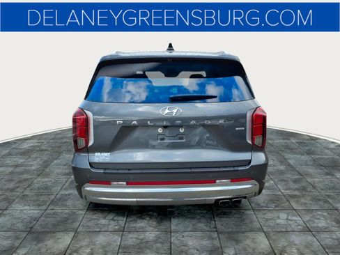 Used 2023 Hyundai Palisade Calligraphy w/ Cargo Package image 4