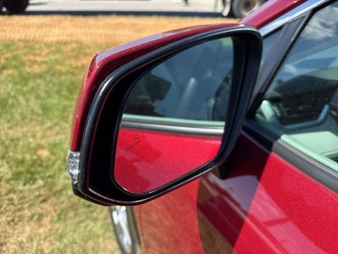 Used 2024 Toyota RAV4 Limited image 8