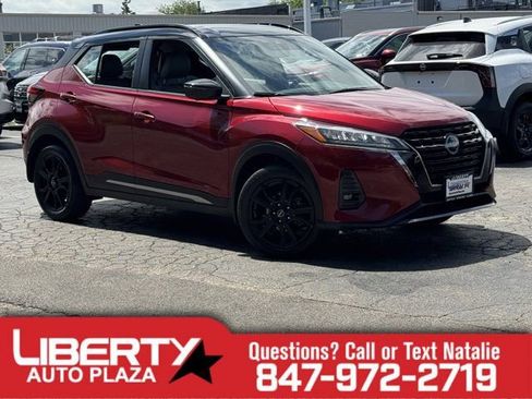 Used 2023 Nissan Kicks SR w/ SR Premium Package FWD image 1