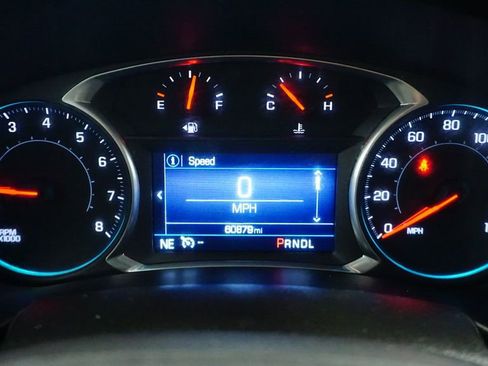 Used 2022 Chevrolet Equinox LT w/ Driver Convenience Package image 38