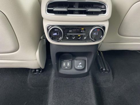 Used 2023 Genesis GV80 3.5T Advanced + w/ Cargo Package image 13