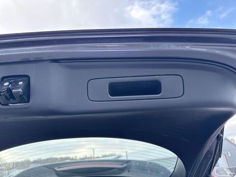 Certified 2024 Honda HR-V LX image 8