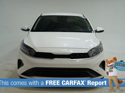 Used 2024 Kia Forte LXS w/ LXS Technology Package image 2