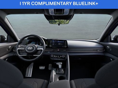 Certified 2025 Hyundai Elantra Sport FWD image 14