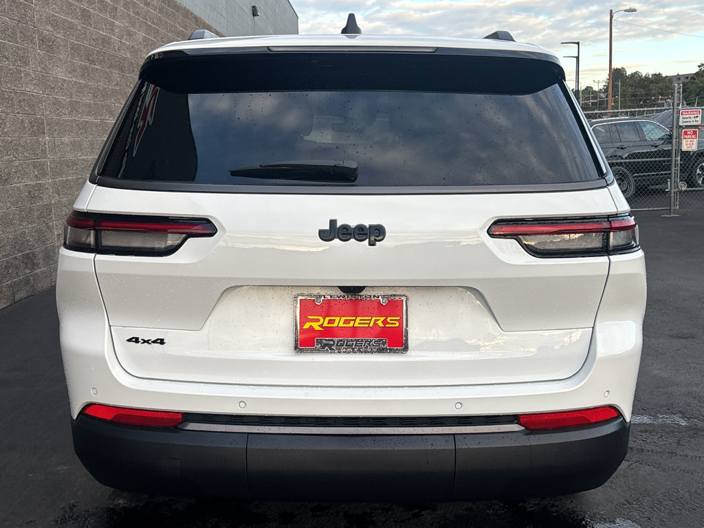 New 2027 Jeep Grand Cherokee L 4WD image 7