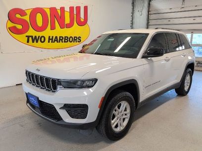 Used 2023 Jeep Grand Cherokee Laredo