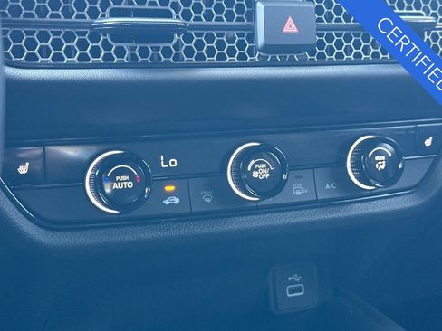 Certified 2025 Honda HR-V Sport image 22