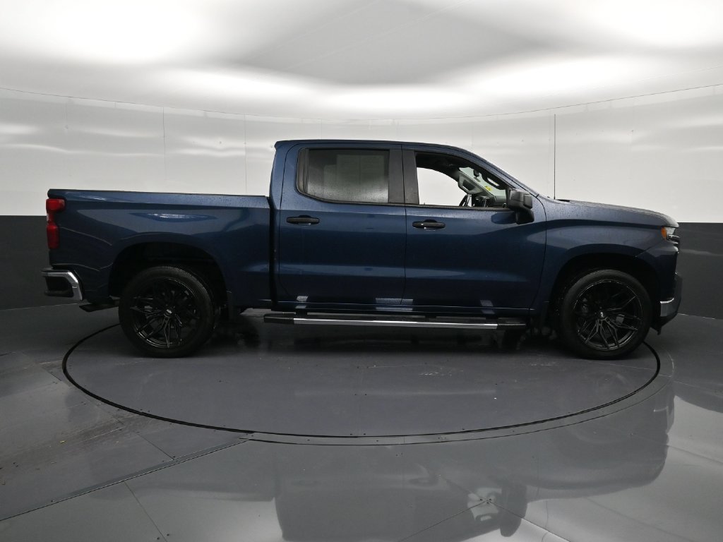 Used 2022 Chevrolet Silverado 1500 LT RWD image 4