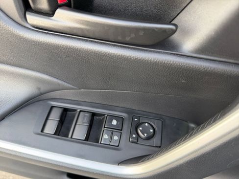 Used 2025 Toyota RAV4 LE image 20