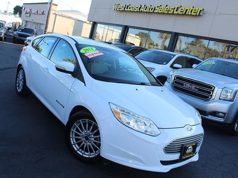 Used 2014 Ford Focus Electric Hatchback FWD image 35
