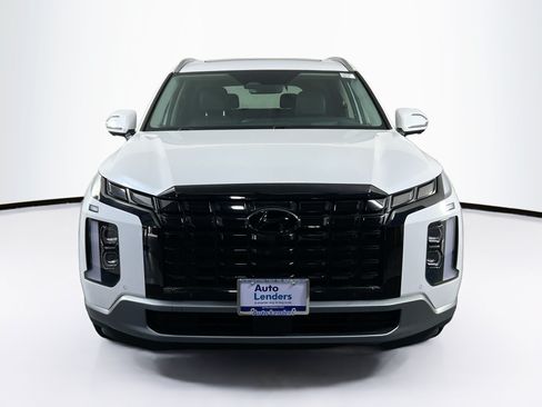Used 2023 Hyundai Palisade Limited AWD/4WD image 2