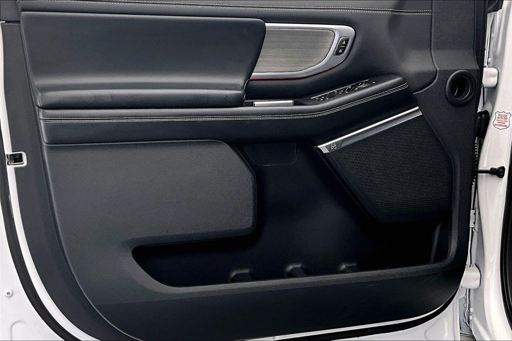 Certified 2025 Ford Expedition Max Platinum AWD/4WD image 23