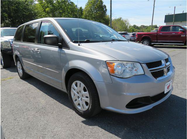 Used 2015 Dodge Grand Caravan SE w/ Quick Order Package 29E SE FWD image 12