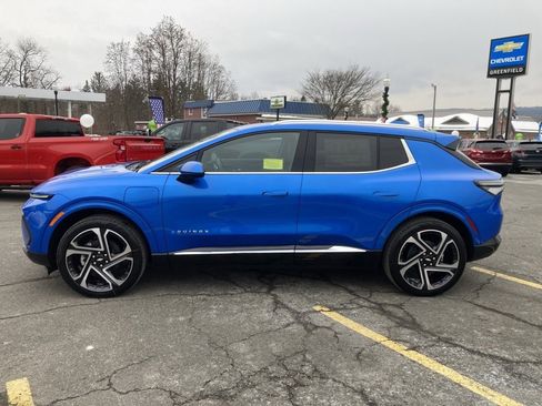 New 2026 Chevrolet Equinox EV LT image 4