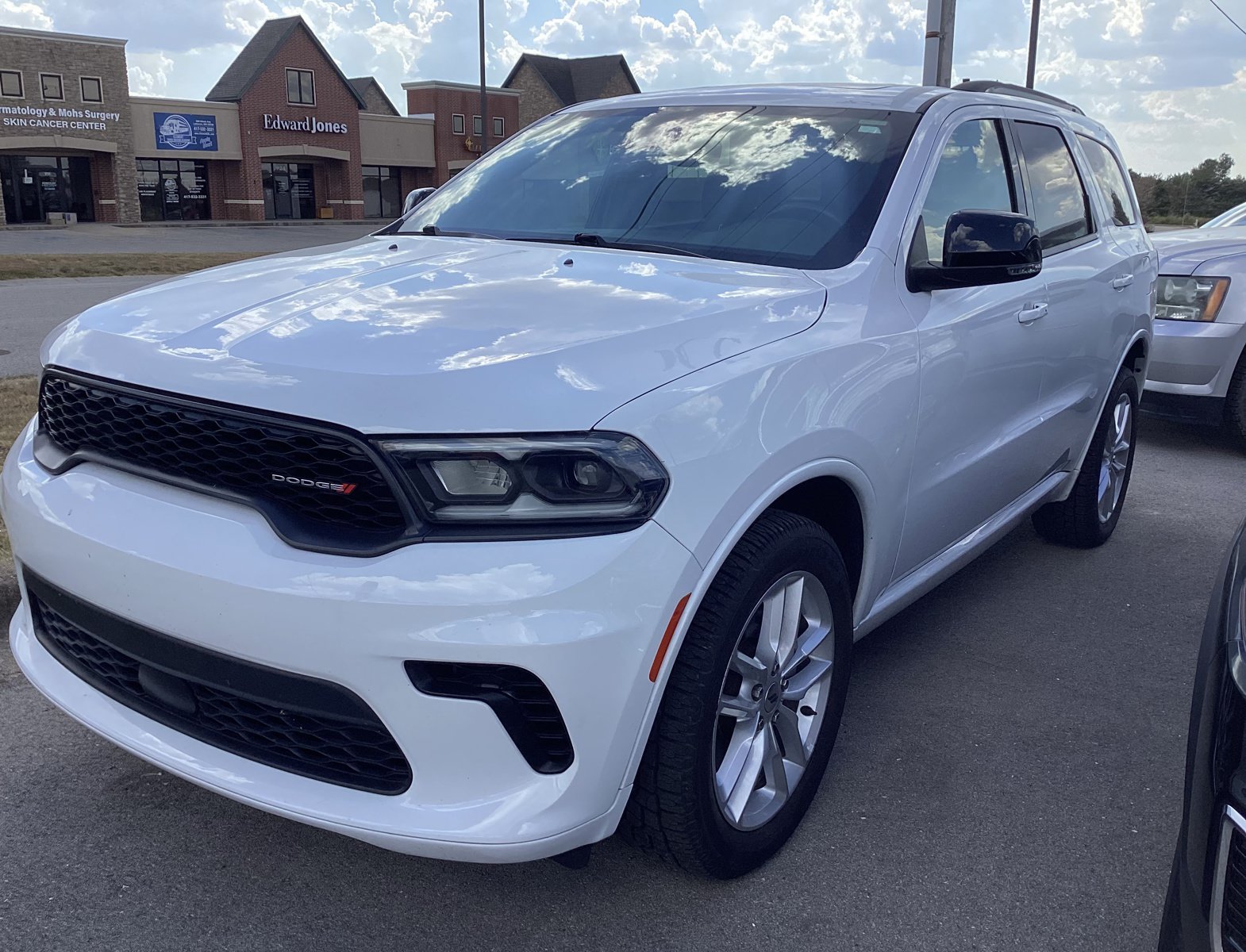 Used 2024 Dodge Durango GT AWD/4WD image 1