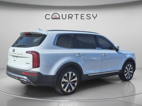 Used 2020 Kia Telluride S FWD image 7