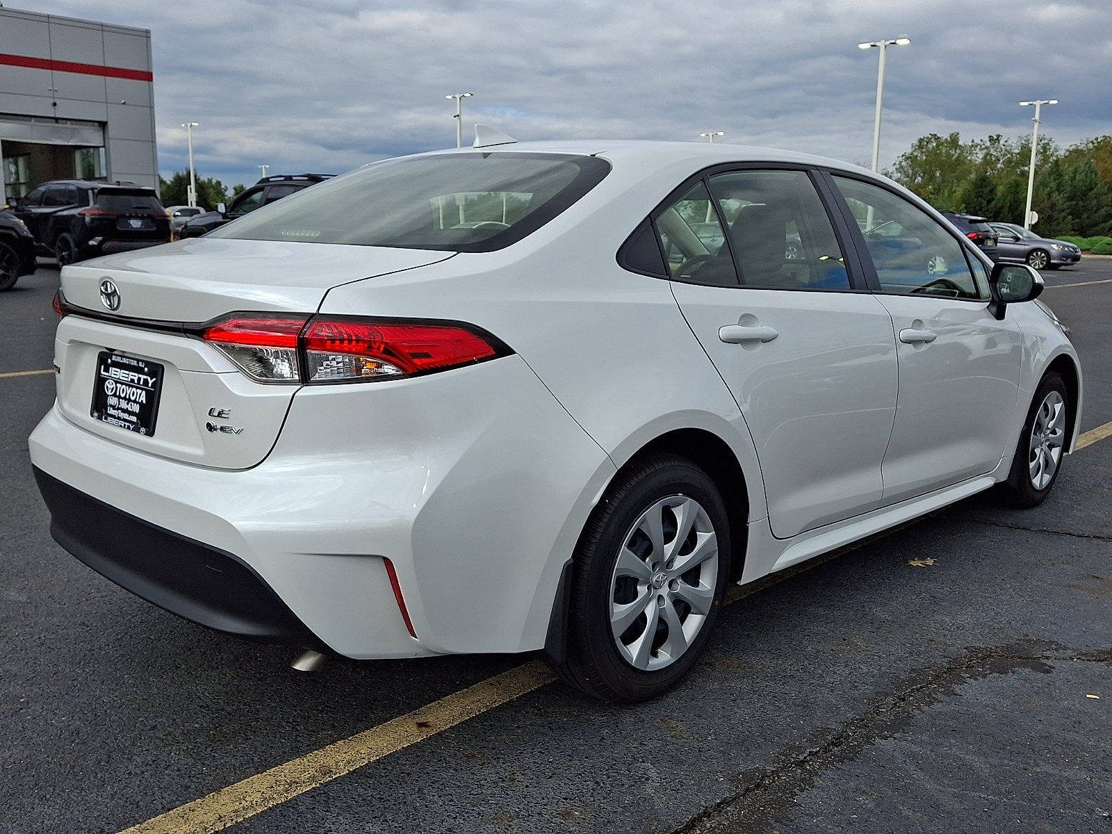 Used 2026 Toyota Corolla LE FWD image 6