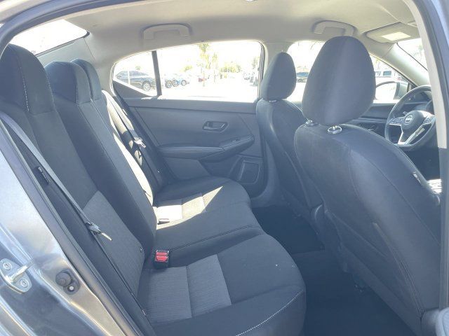 Used 2024 Nissan Sentra SV FWD image 25