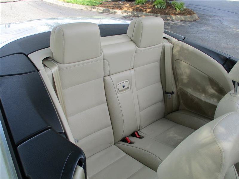 Used 2009 Volkswagen Eos Komfort FWD image 9