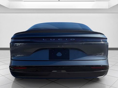 Used 2024 Lucid Air Touring image 4