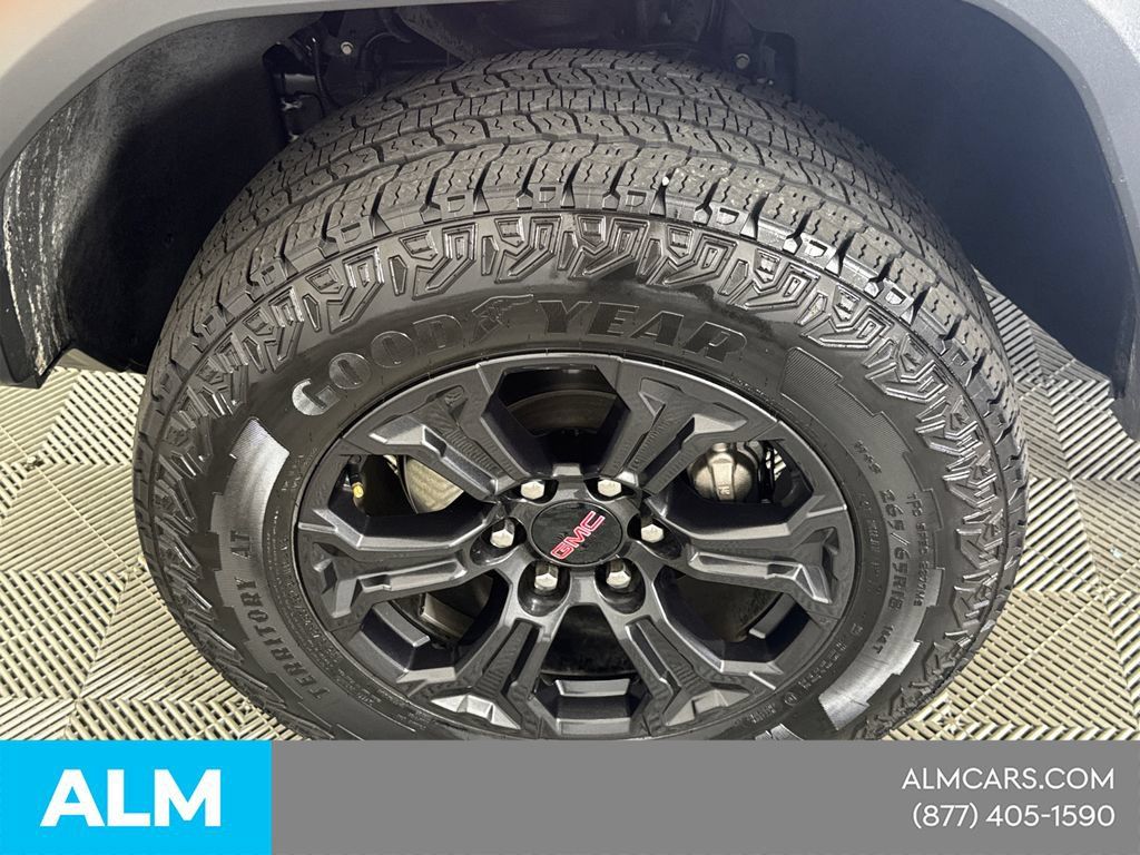 Used 2024 GMC Canyon Elevation w/ Convenience Package RWD image 14