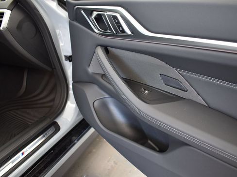 Used 2026 BMW 430i w/ M Sport Package RWD image 23
