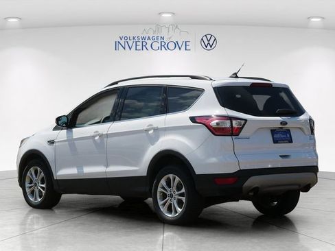 Used 2018 Ford Escape SE w/ SE Sync 3 Package FWD image 5