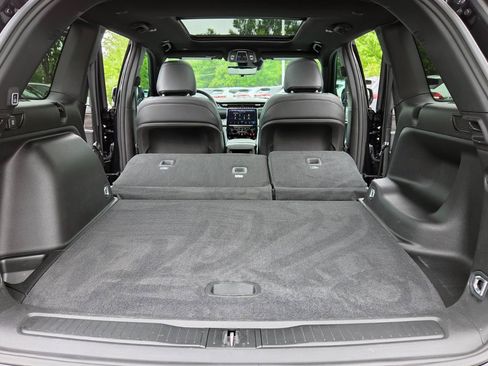 Used 2025 Jeep Grand Cherokee Limited w/ Luxury Tech Group II RWD image 65