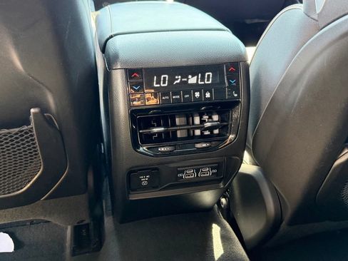 Used 2023 Jeep Grand Cherokee Summit w/ Advanced Protech Group IV AWD/4WD image 35