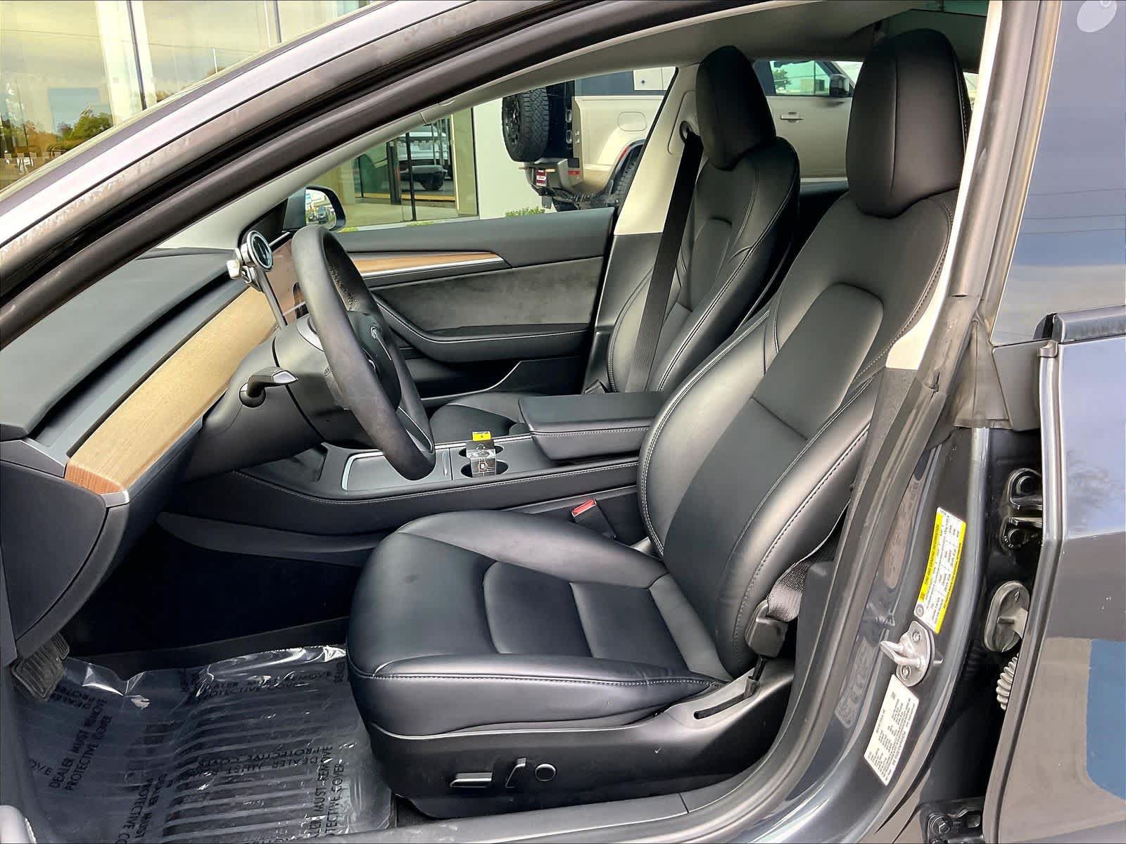Used 2023 Tesla Model 3 Standard Range RWD image 27