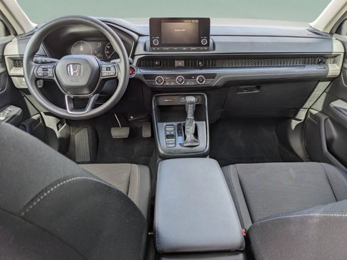 Used 2023 Honda CR-V LX image 17