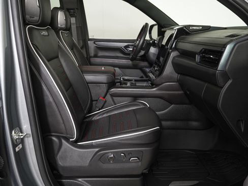 Used 2026 GMC Yukon XL AT4 Ultimate w/ LPO, Floor Liner Package AWD/4WD image 10