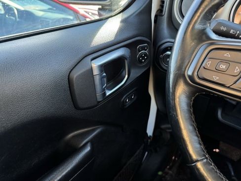 Used 2021 Jeep Wrangler Willys image 26