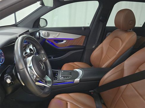 Used 2021 Mercedes-Benz GLC 300 4MATIC w/ AMG Line image 20