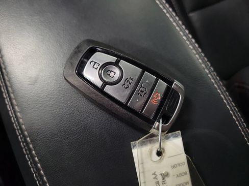Used 2025 Ford Mustang Mach-E Premium AWD/4WD image 16